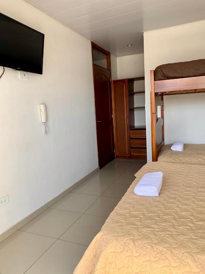 Hotel Universal Duitama Kültér fotó